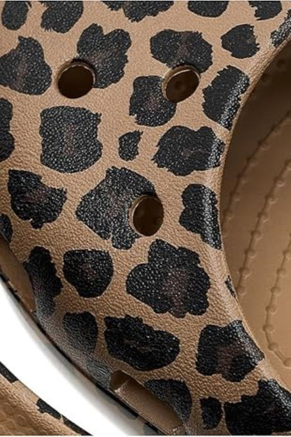  212478 LEOPARD CROCS 