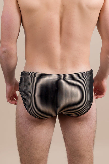 13 EM000685 AF20445 F1039 EMPORIO ARMANI 