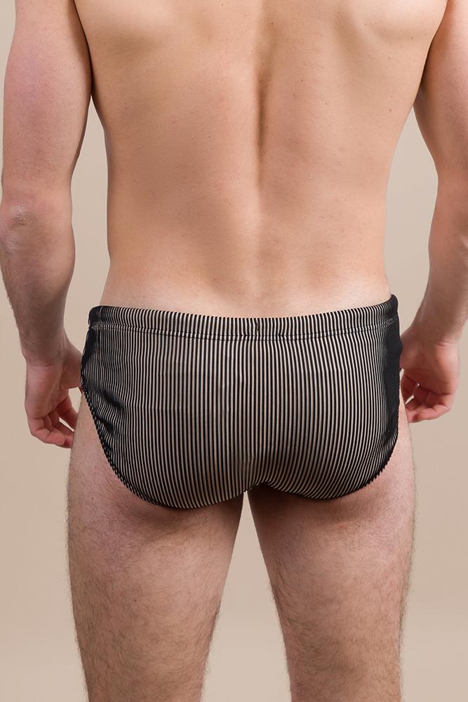 13 EM000685 AF20445 F1039 EMPORIO ARMANI 