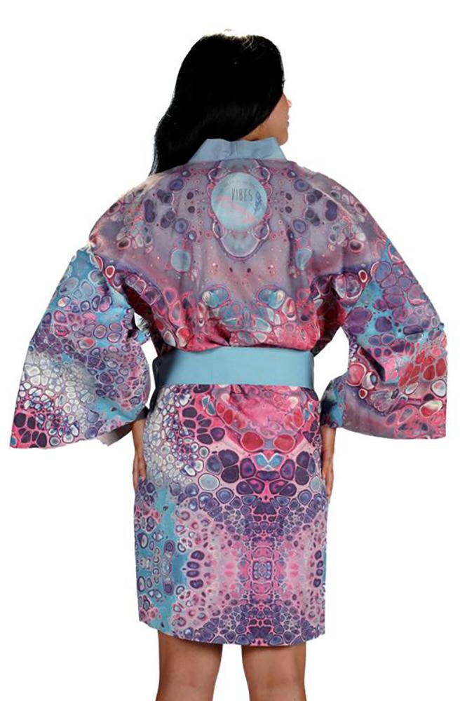 VIBES KIMONOFIONA