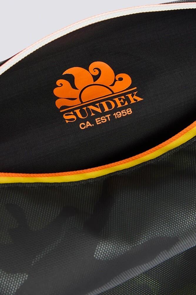  AM235 GREEN SUNDEK 