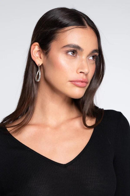 MAGLIA A MANICHE LUNGHE DONNA LANA E SETA 3486 NERO Oscalito 